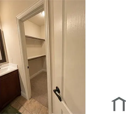 805 Edinburgh Dr — Photo 4