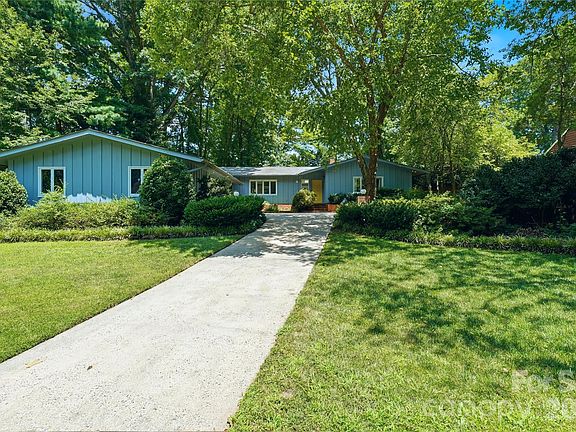 2nd image of 331 Glen Oaks Rd