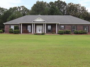 30 Velma Patterson Ln, Sumrall, MS 39482