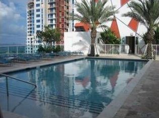 133 NE 2nd St APT 815, Miami, FL 33132