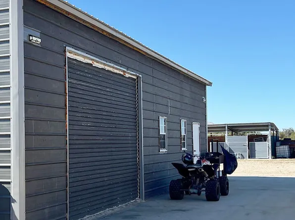 200 Vac Vic Ave #Y-8, Llano, CA 93544