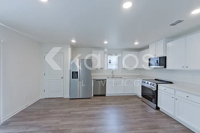 132 George Oxford Dr — Photo 5