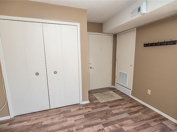 2nd image of 6415 Princeton Ct #G-202