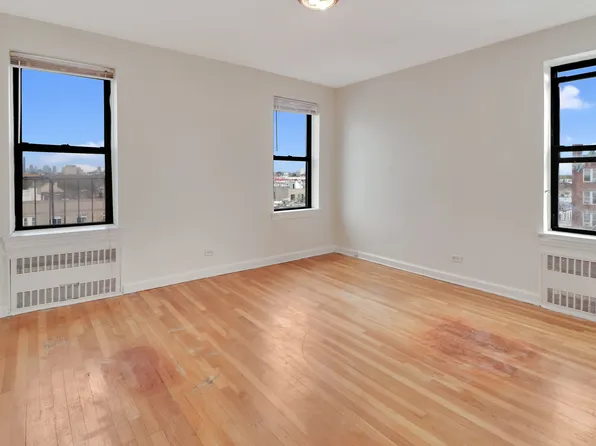 359 Ovington Avenue image 16 of 19