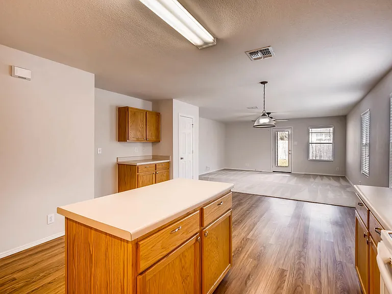 3827 Ponderosa Bnd — Photo 11