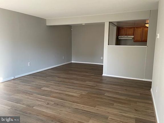 3rd image of 3141 University Blvd W Unit C2