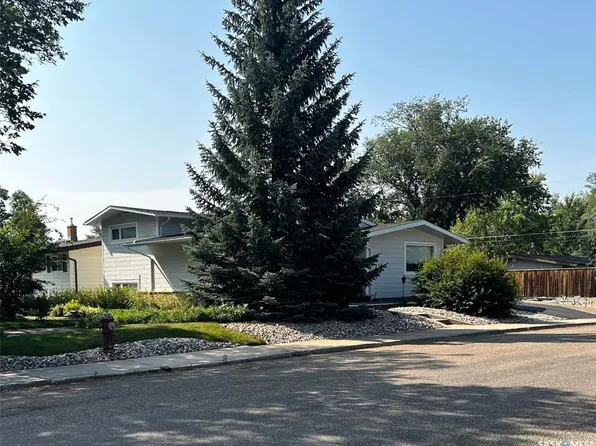 1183 George STREET E, Swift Current, SK S9H 1Z5