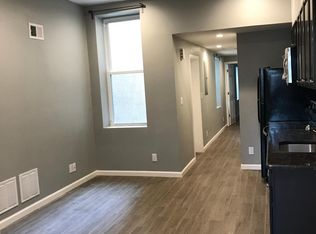 1215 Green St #1, Philadelphia, PA