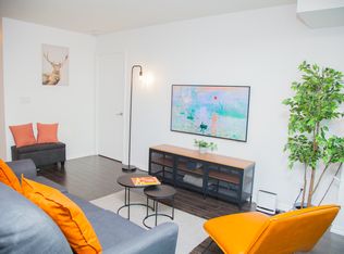 209 Fort York Blvd #1368, Toronto, ON M5V4A1