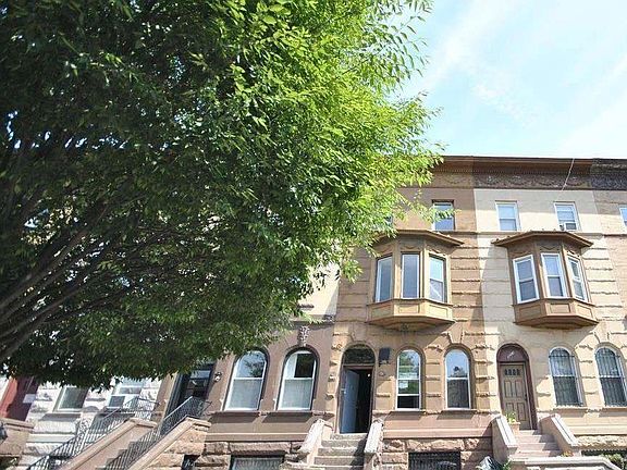 5th image of 903 Sterling Pl #3F
