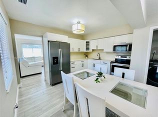 1002 S 27th Ave, Hollywood, FL 33020