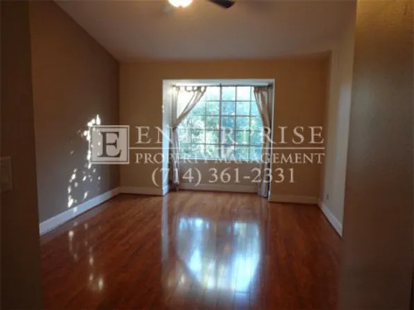 2330 Vanguard Way #54, Costa Mesa, CA 92626