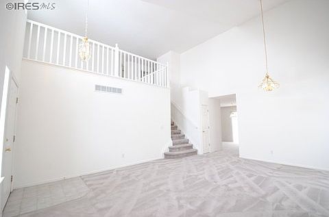 3rd image of 4698 Foothills Dr