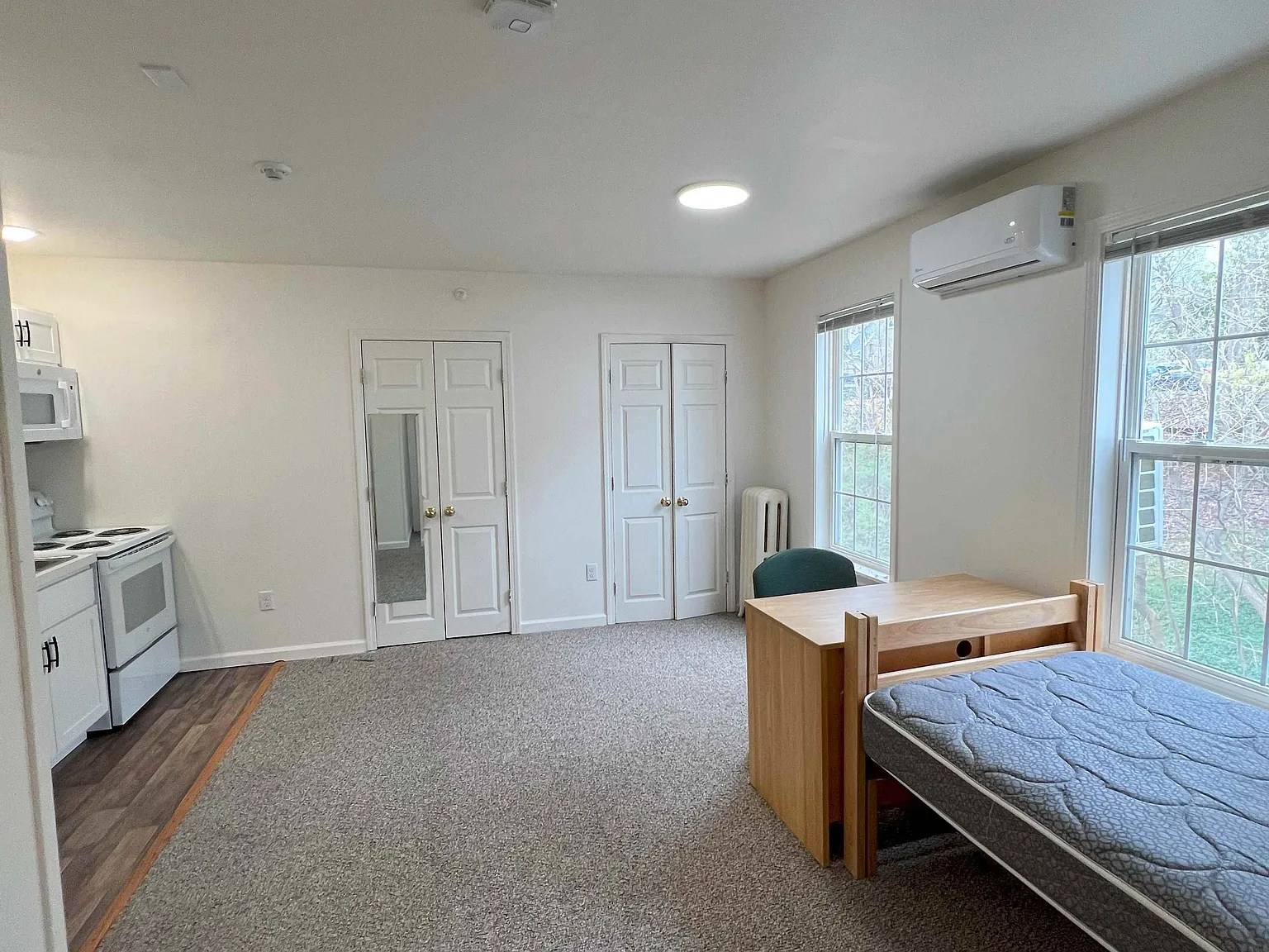 509 Wyckoff Rd — Photo 4