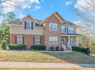 102 Eastberry Rd, Oak Ridge, TN 37830