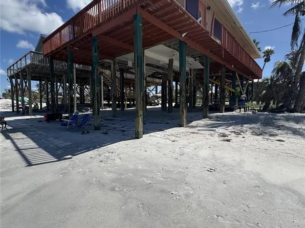 8598 Marsh St, Placida, FL 33946