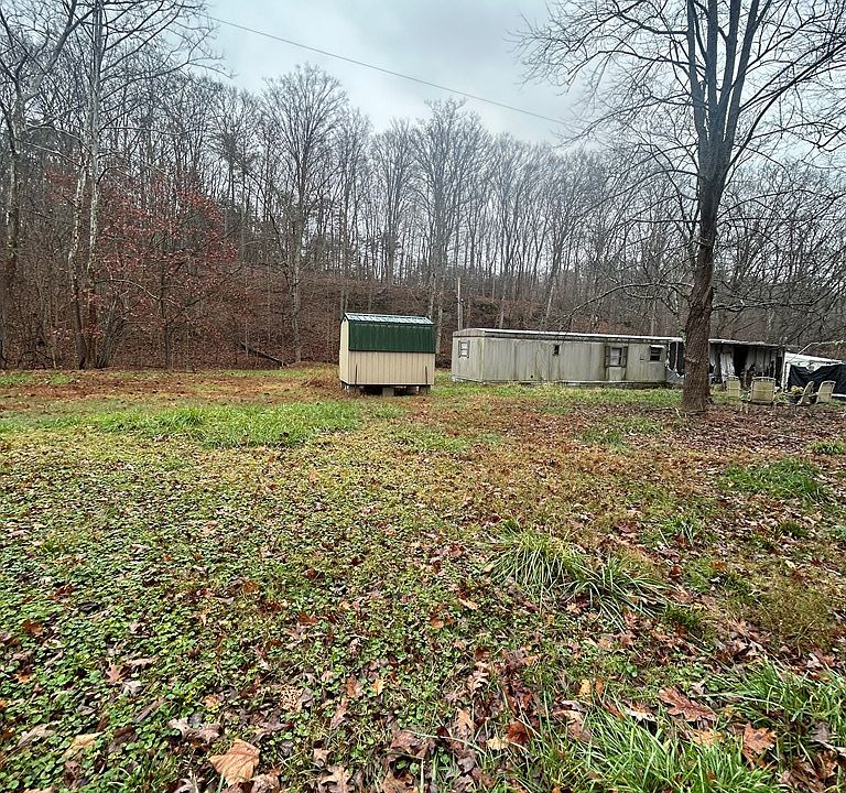 2nd image of 1450 Five Points Rd