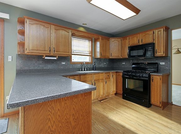 4th image of 1544 Stefanie Ln
