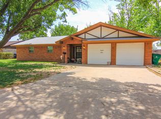 2811 Highland Park Dr, Vernon, TX 76384