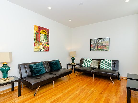 4th image of 624 S Oakley Blvd #1