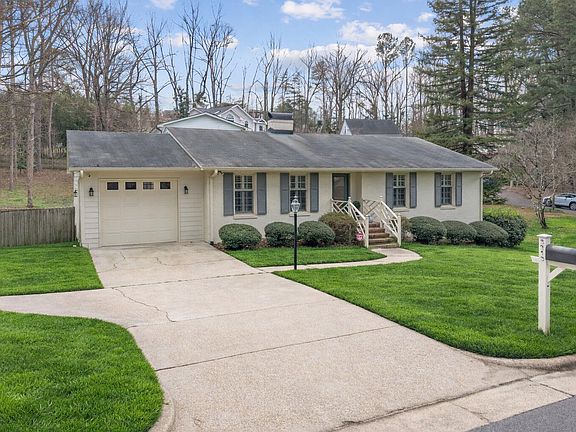 3rd image of 3213 Cobblestone Ct