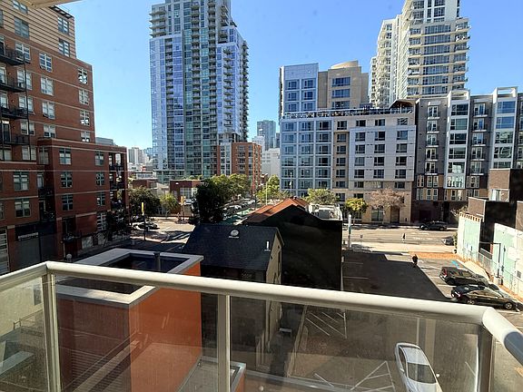 4th image of 427 9th Ave Unit 407