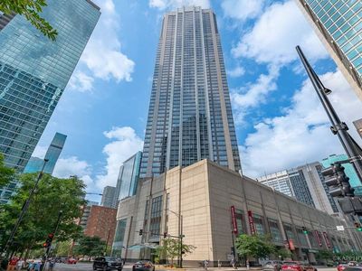 512 N McClurg Ct APT 1902, Chicago, IL, 60611