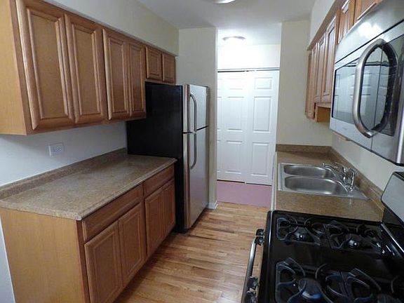 2nd image of 1624 W Estes Ave #1