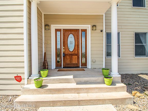 4th image of 6409 Red Rock Dr