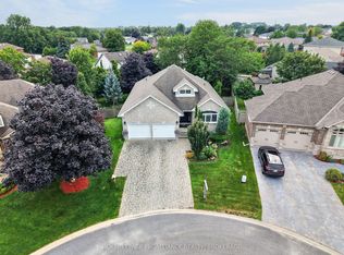 995 Granite Ct, Kingston, ON K7M8W9