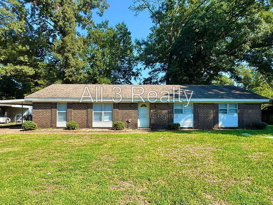 176 Scenic Dr