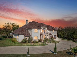 104 Spring Valley St, Hutto, TX 78634