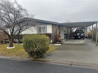 910 Cowl St, Milton Freewater, OR 97862