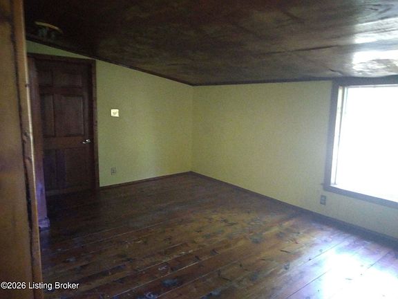 4th image of 1010 N Spillman Ln