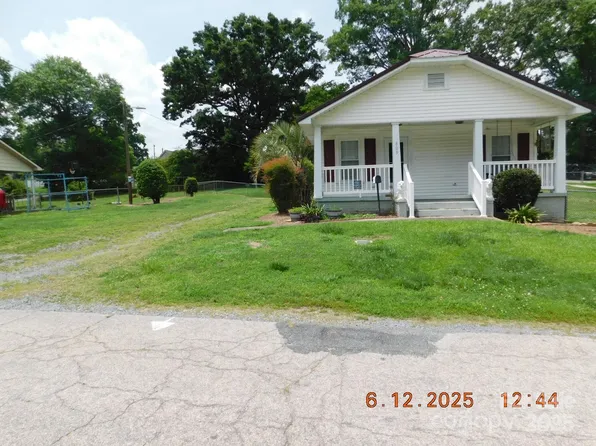 809 Ruth Ave, Kannapolis, NC 28083