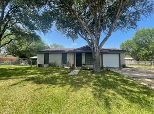 615 N Church, Yorktown, TX 78164