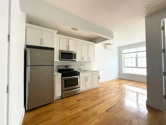 Rented by Voro New York | media 2