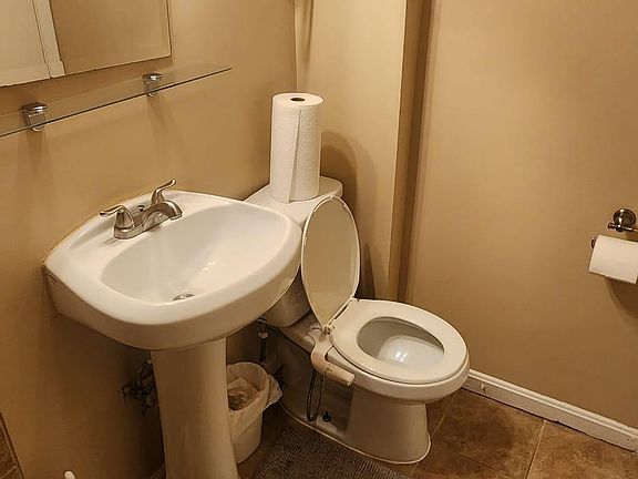 5th image of 1125 Whitewater Pl