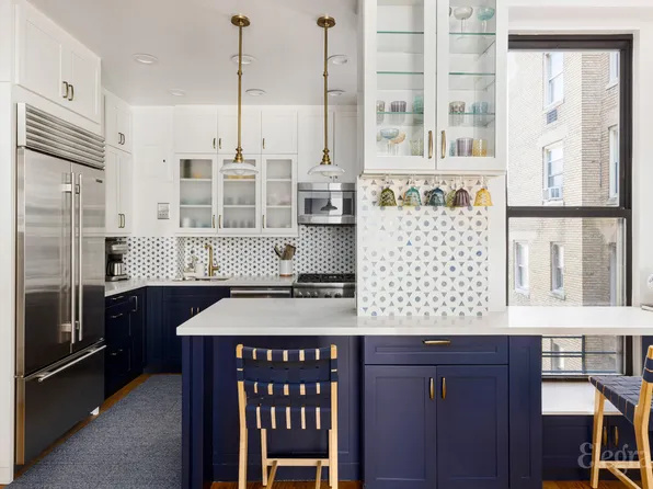 135 West 79th Street image 4 of 11