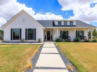409 Cypress, Fredericksburg, TX 78624