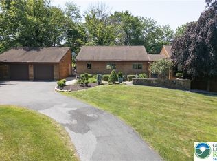 490 Longacre Dr, Cherryville, PA 18035