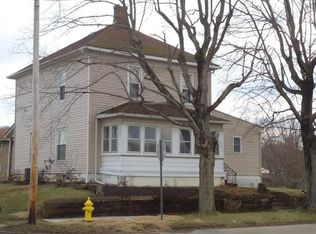 703 S River St, Newcomerstown, OH 43832