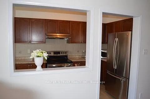 15 Big Hill Cres — Photo 3