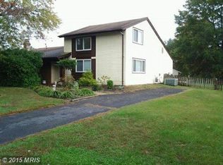 407 Sugarland Run Dr, Sterling, VA 20164