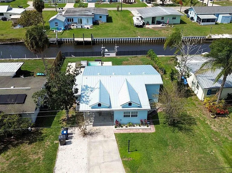 607 Manatee Ave — Photo 34