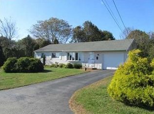 54 Roger Williams Dr, North Kingstown, RI 02852
