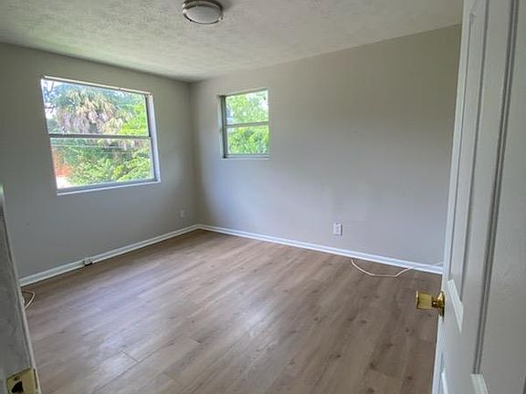 4th image of 1616 W 36th St APT 3