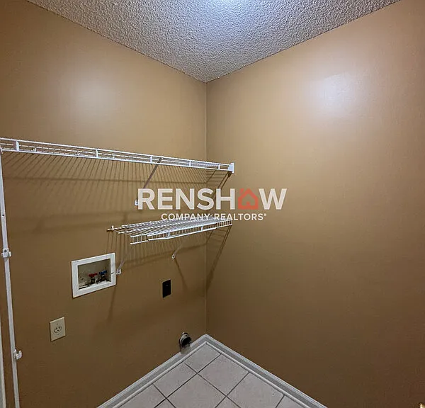 8255 Cross Point Dr — Photo 14