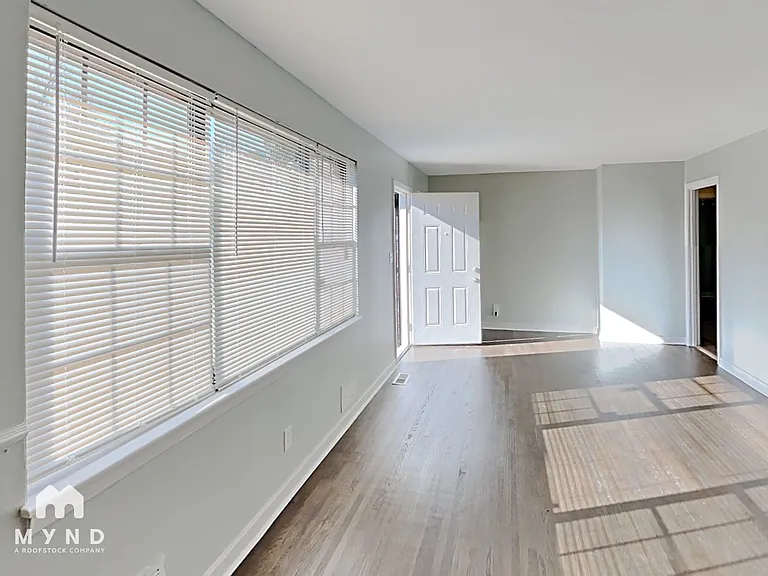 813 Westfield Dr — Photo 5