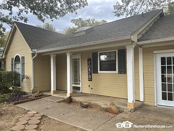 3rd image of 2315 Royce Dr
